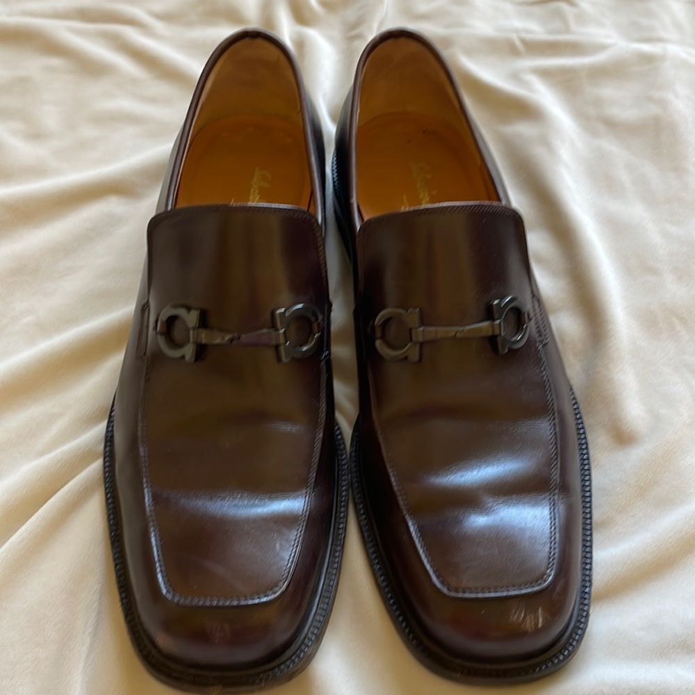 Salvatore Ferragamo brown leather mens dress shoes